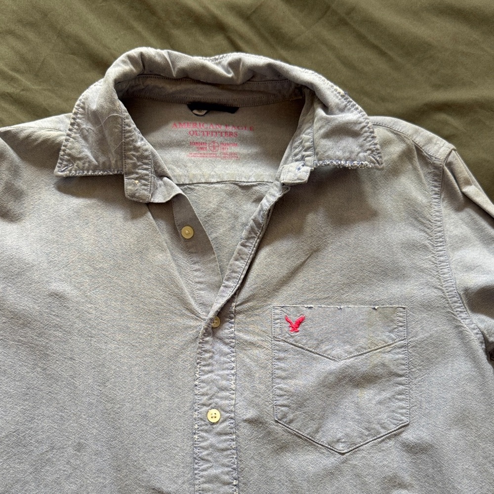 American Eagle Outfitters Men's Light Blue Denim Button Down Shirt